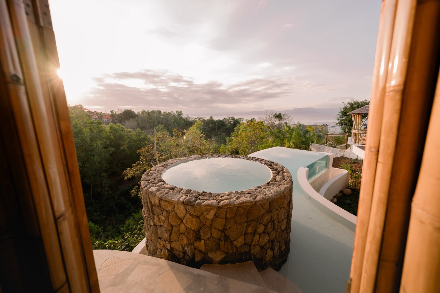 Private sculptural pool overlooking the valley and ocean